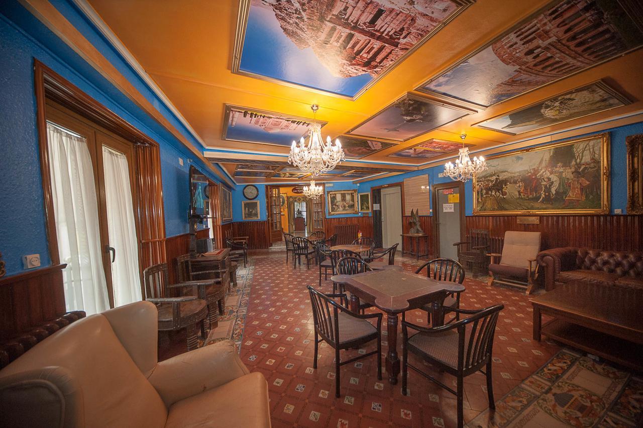 Hotel Mur Хака Экстерьер фото